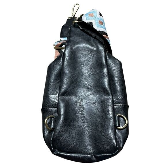 NWOT Black Sling Bag with Patterned Strap & Montana Patch Embellishment - Picture 2 of 5